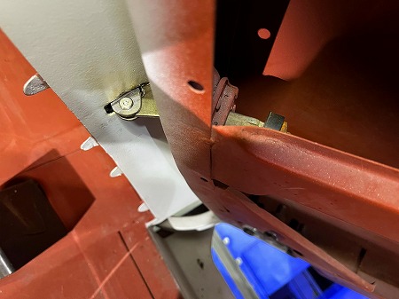 tsaratrawrt879rw5g654@ (32)