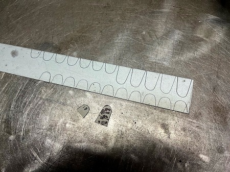 tsaratrawrt879rw5g654@ (10)7