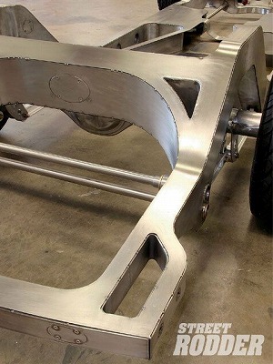 0902sr_11_z+roseville_rod_custom_1949_1951_mercury_chassis+twin_torsion_bar.jpg