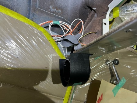 dutiwtit546rtutu@ (20)