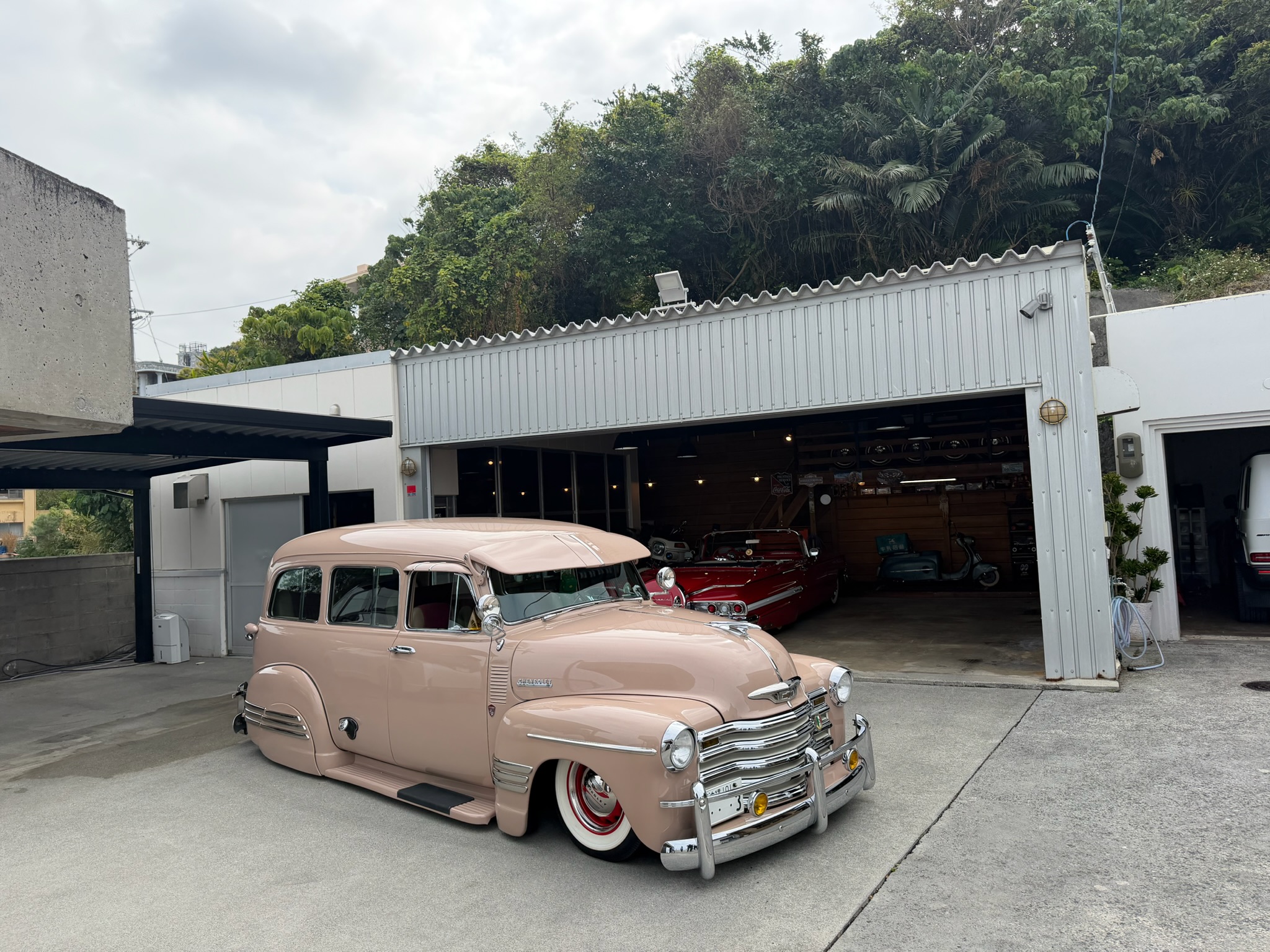 54 CHEVY SUBURBAN